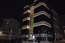 VERSAILLES BY VIERAS VERSAILLES BY VIERAS